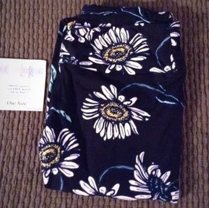 Lularoe Daisy Leggings OS
